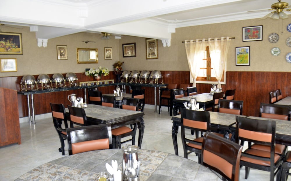 Hotel Winsum Hill Solan