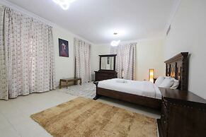 5BR Villa With Private Swimming Pool