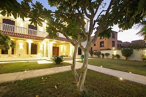 5BR Villa With Private Swimming Pool