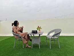 Open Sky Rooftop Stay