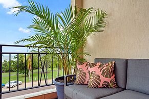 Zen Emerald Shore Seaview - Balcony - Sunset View