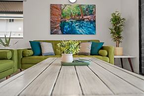 Zen Emerald Shore Seaview - Balcony - Sunset View