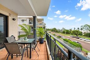 Zen Emerald Shore Seaview - Balcony - Sunset View