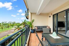 Zen Emerald Shore Seaview - Balcony - Sunset View