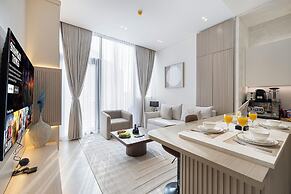 Binghatti Phantom Suites by Hostiva