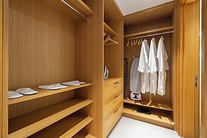 Roomszy Residences - Opera Grand