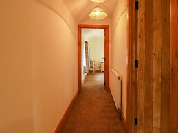 1 Clarkes Lane