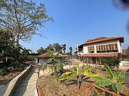 Himalchuli Nature Farmstay