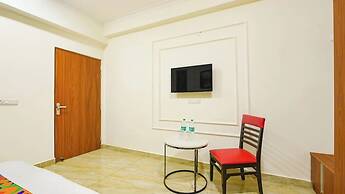 Hotel Golden Petals