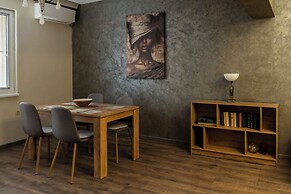 Apartment 8