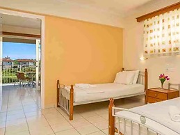 Manousis ApartHotel