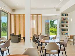 Manousis ApartHotel