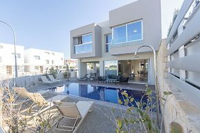 Protaras Mythical Blue Villa MB3