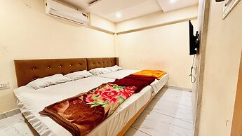 Hotel A Grand near All Main Places