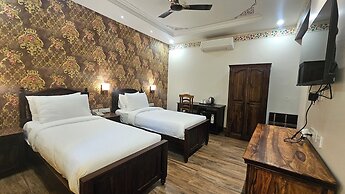 Hotel Ranavilas Palace