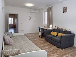 Ceres  Apartments