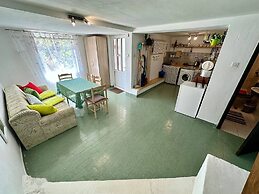 Ceres  Apartments