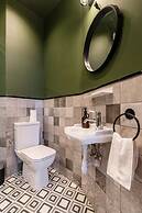 Maroon & Moss Residence