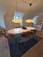 Exclusive Apartment in center
