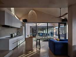 DOPO HOMESTAY