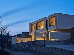 DOPO HOMESTAY
