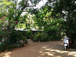 Nilmini Lodge