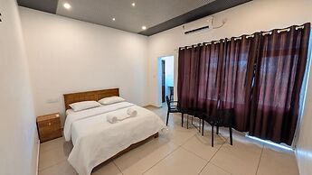 Grand Beach Villa Payyambalam