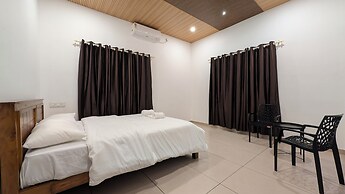 Grand Beach Villa Payyambalam