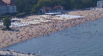 Zacisze Centrum  by Grand Apartments