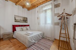 Kalimera Loft I Village Experience