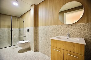 Azura Boutique Hotel