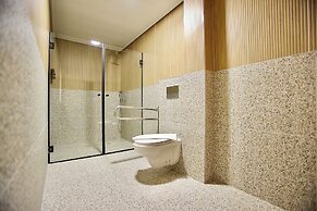 Azura Boutique Hotel