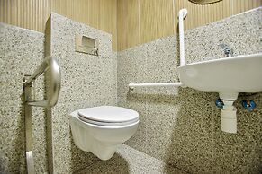 Azura Boutique Hotel