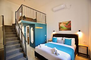 Azura Boutique Hotel