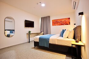 Azura Boutique Hotel