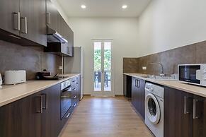 Verdant 1-BR Apt & Balcony in Larnaca