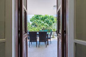 Verdant 1-BR Apt & Balcony in Larnaca