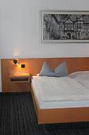 City Hotel