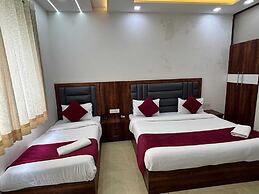 Hotel Ganga Palace