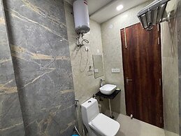 Hotel Ganga Palace