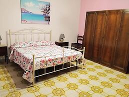 Casa Vacanze PignaRossa APT