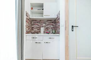 Family 2 Apts for 6P Stadthalle Area