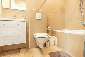Family 2 Apts for 6P Stadthalle Area