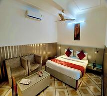 Hotel Ratan Palace