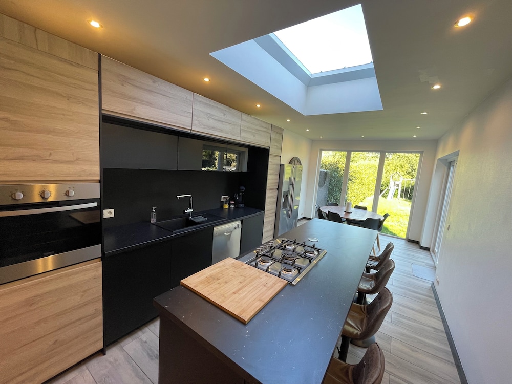 Au 11801 Bel appartement moderne