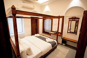 SHIVA KASHI HOTEL