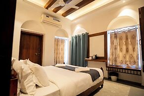 SHIVA KASHI HOTEL