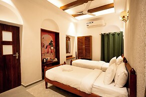 SHIVA KASHI HOTEL