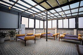 SHIVA KASHI HOTEL