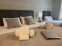 The Oaks Hotel